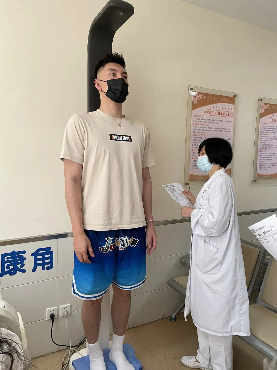 如何通过反馈分析提升篮球战术意识_2